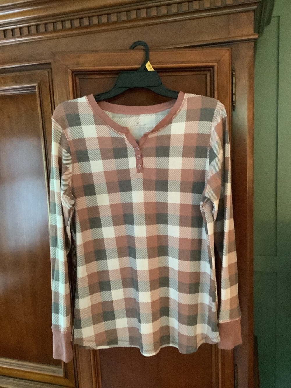 Cuddl Duds thermal checked henley size L